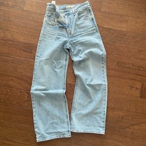 Levis wide leg Ribcages 29/32